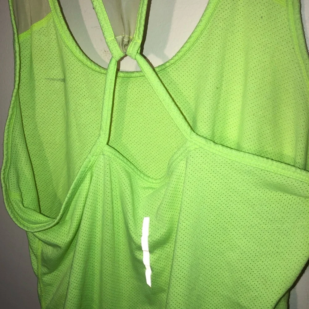 Nike Dri Fit Women’s Chartreuse Workout Running Tank Size Medium - Picture 5 of 6
